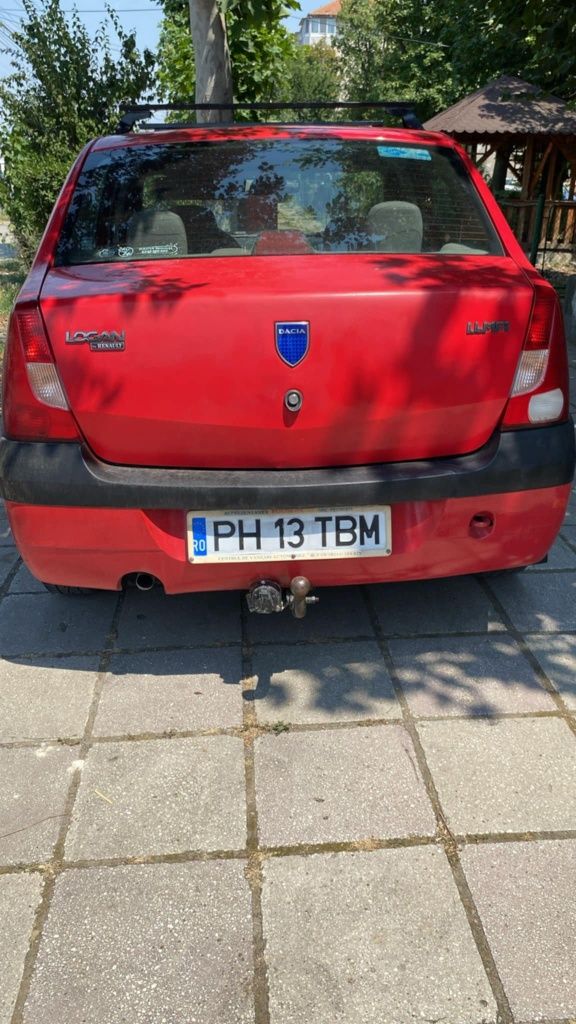 Ford Focus Merită Văzut Și Dacia Logan