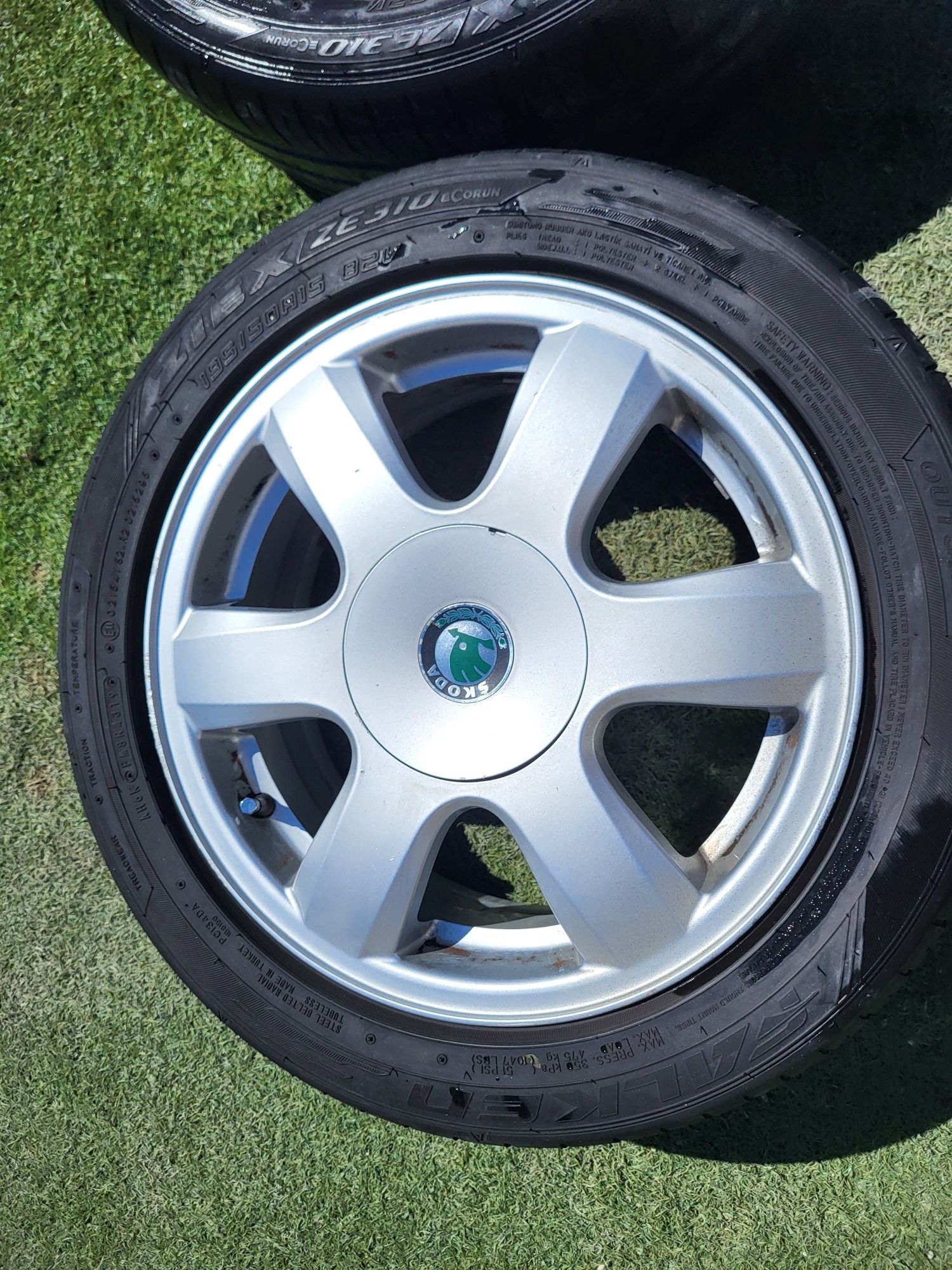 15 5x100 Skoda лети джанти 5х100