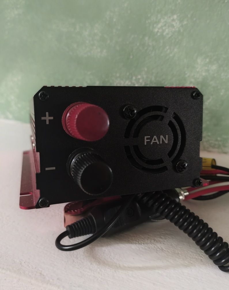 Invertor auto 12v - 220v 1000w