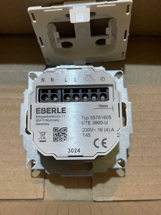 Termostat inteligent Eberle UTE 3800-U-RAL9010-G-55