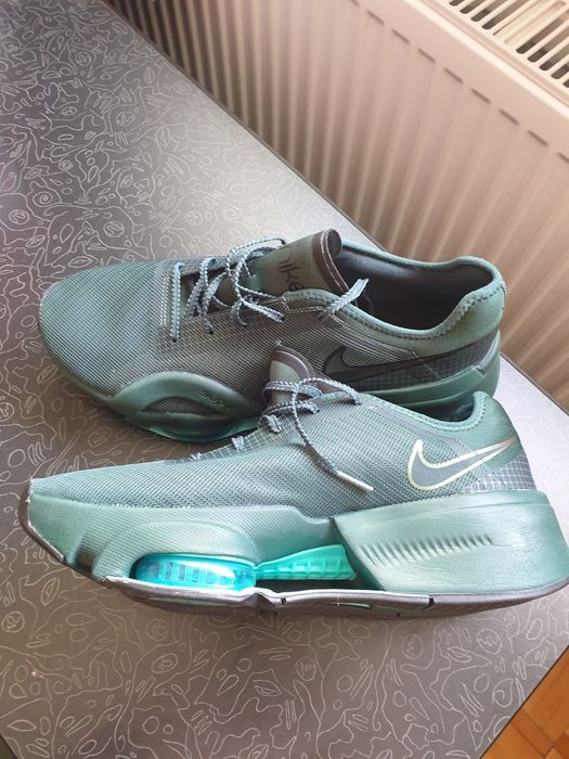 Adidasi Nike Air Superrep 3