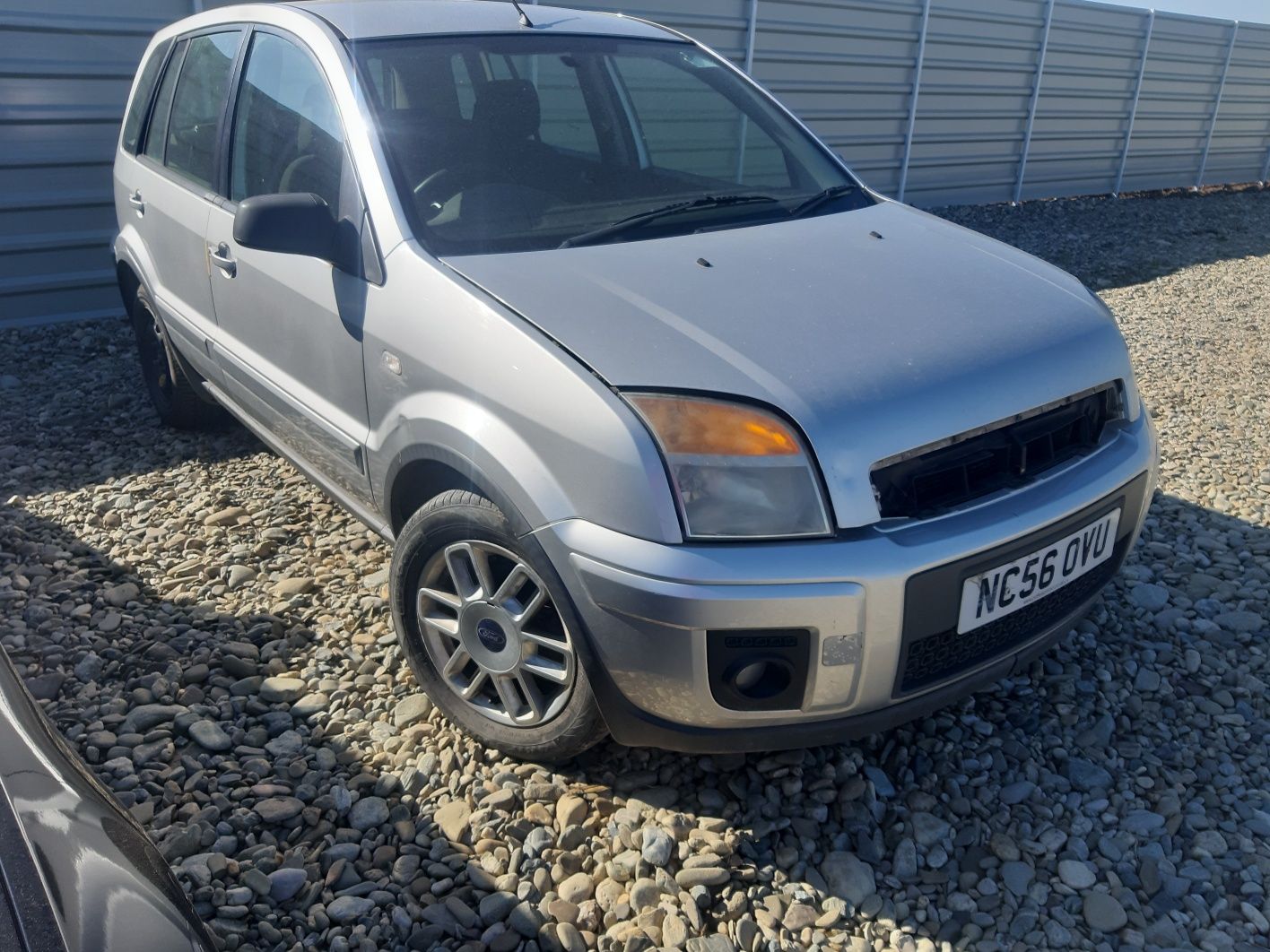 Portiere haion lampi ford fusion