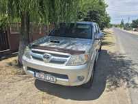 Vând Toyota Hilux 2.5