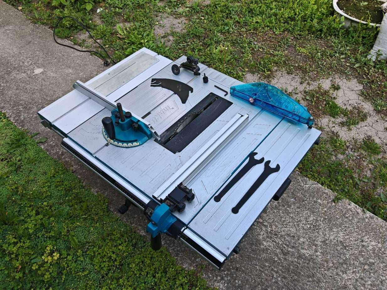 Настолен циркуляр Makita 1500 W, ф 260 мм, 4300 об./мин, MLT100