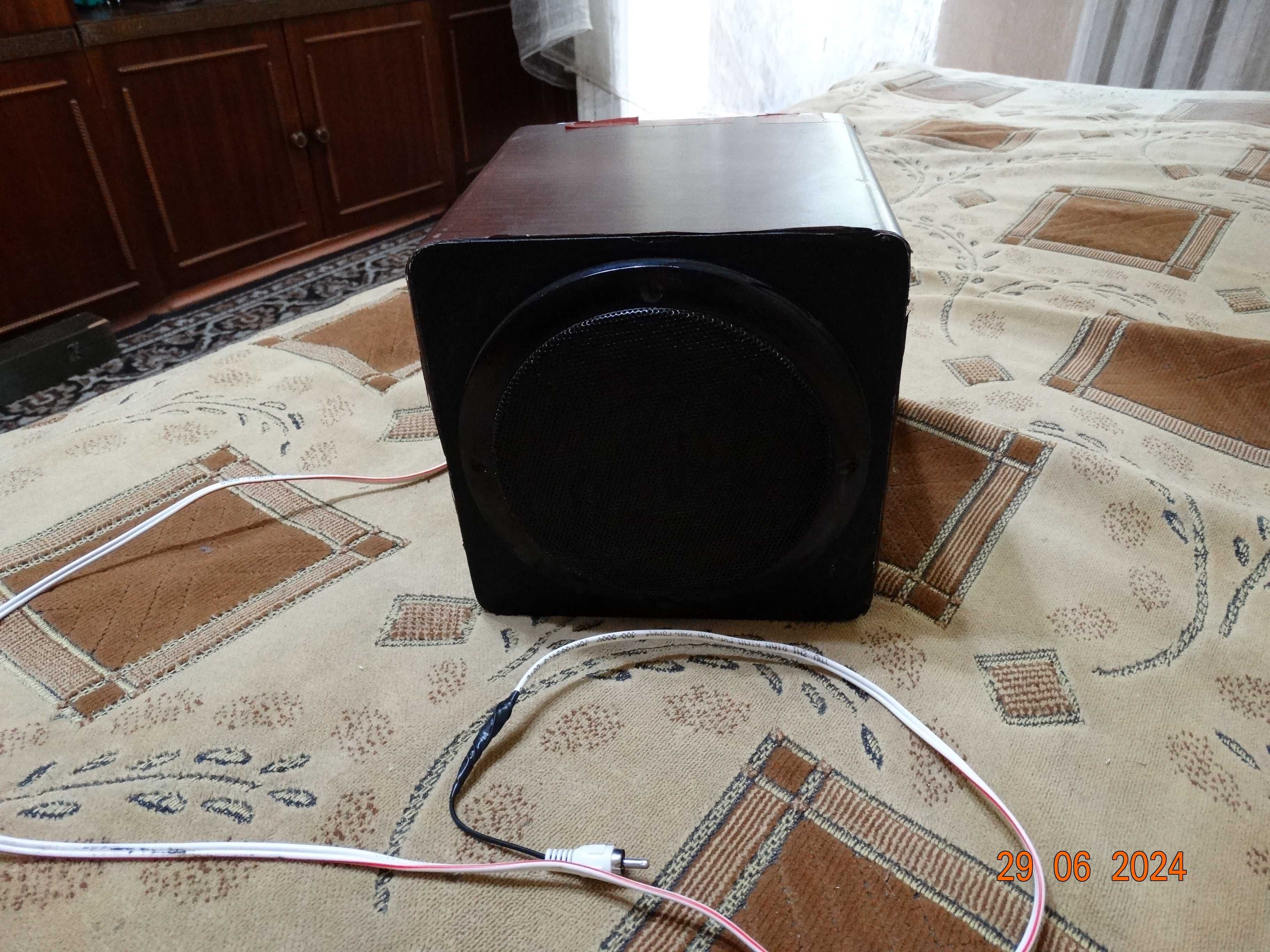 Продам колонку от аудио системы MICROLAB A5322 . Сабвуфер .
