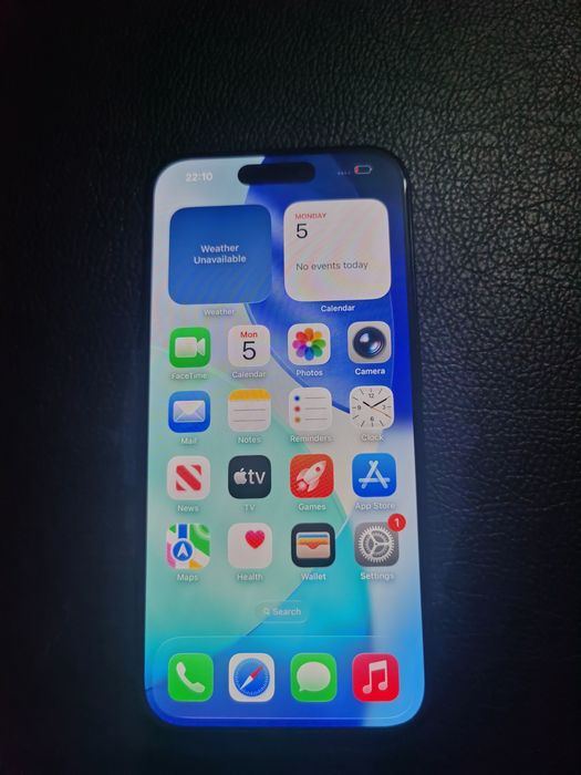 Продам Айфон 15 про