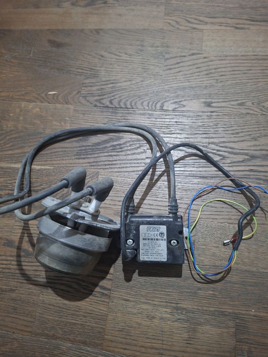 Горелка поджег свеча