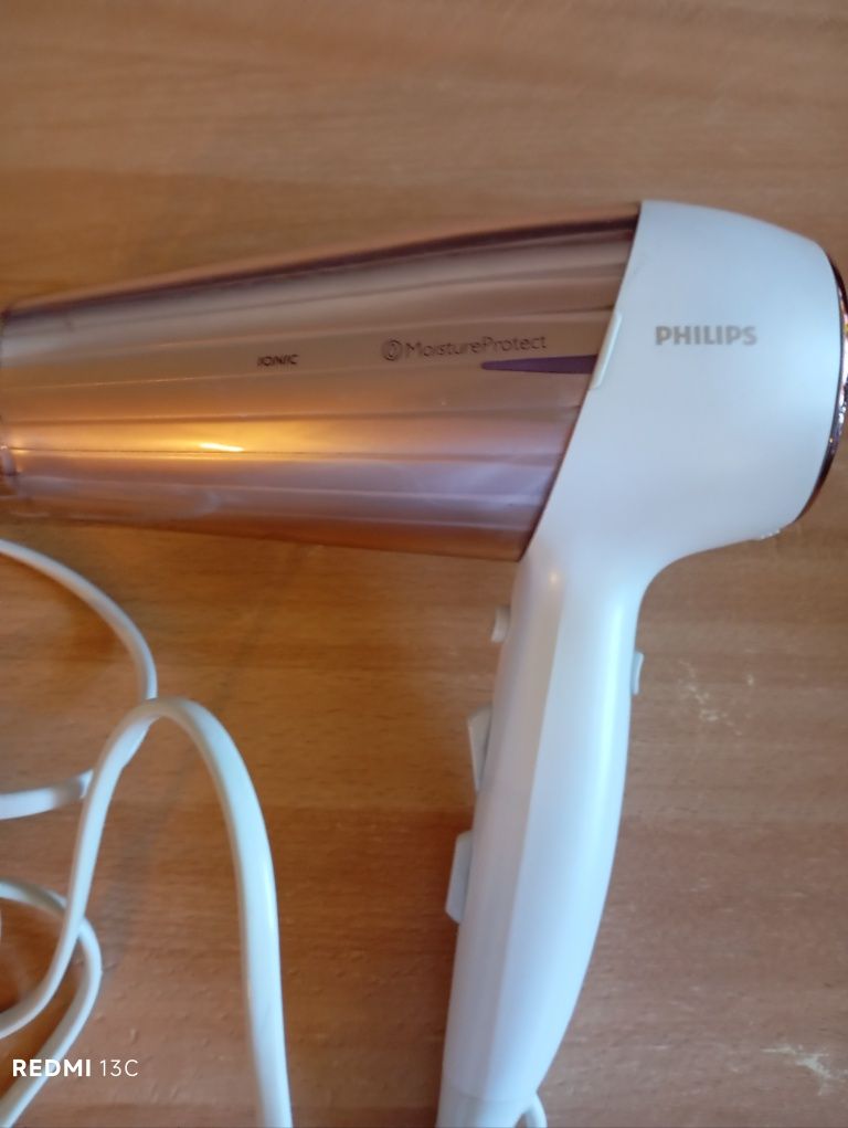 Uscător  par  Philips