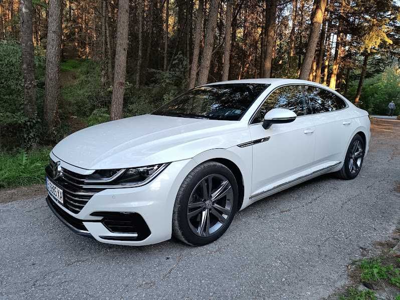 VW Arteon R-line/4M/190к.с./Keyless/Перла