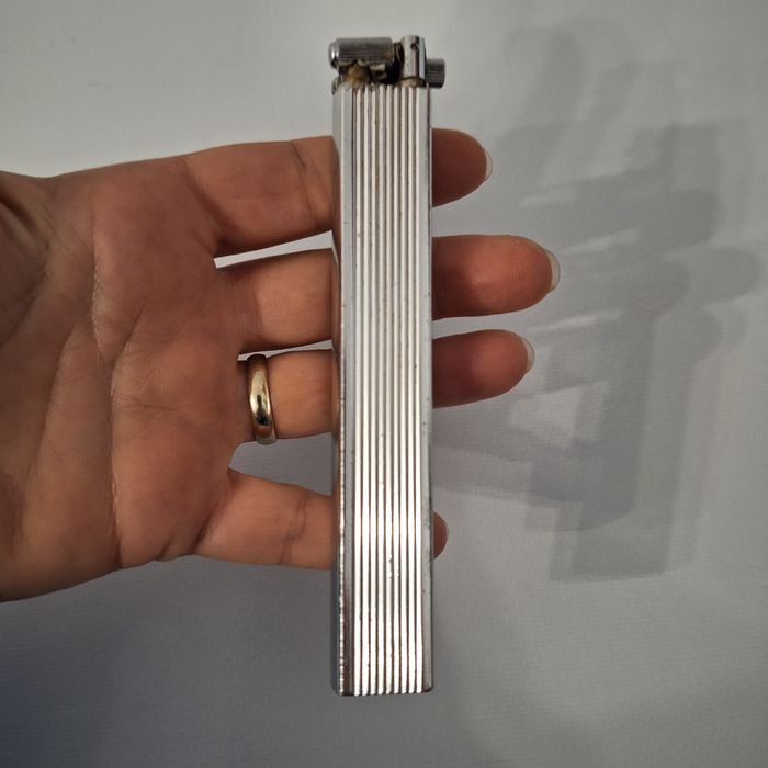 Bricheta veche Tall Boy benzina