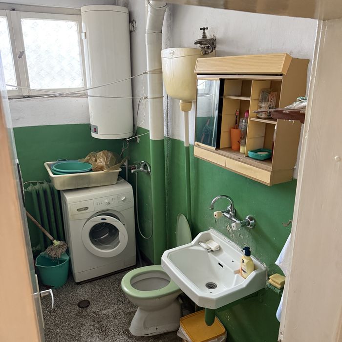 Продава се Тристаен апартамент в Смолян, Стар център - 85 кв.м за 989 €/кв.м - Снимка #13