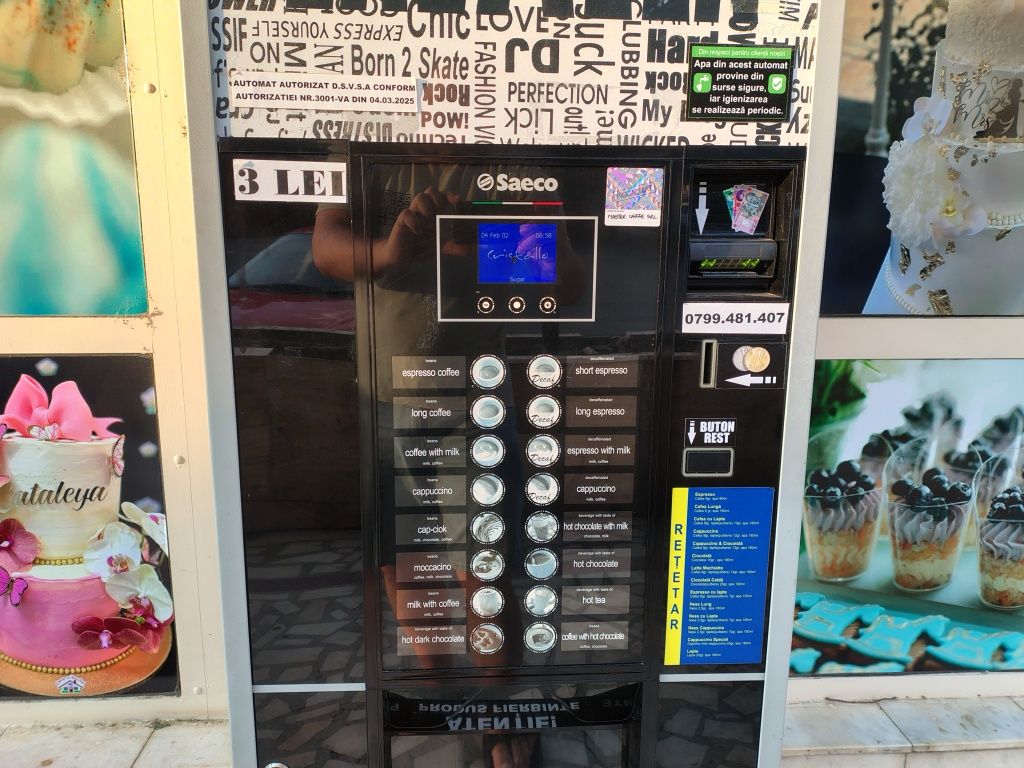 Vând automat de cafea Saeco