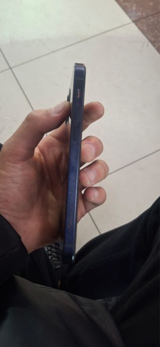 Обменяю айфон 12