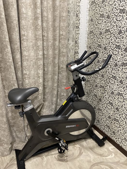 Велотренажер в отличном состоянии