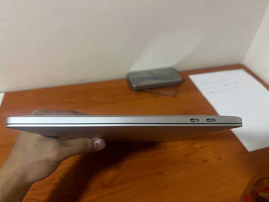 MacBook Pro M1 srochna sotiladi