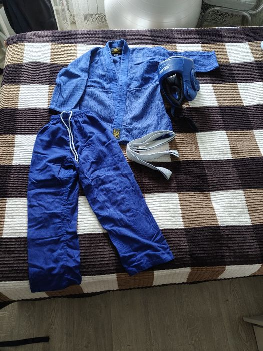 Кимоно, для секции в дзюдо