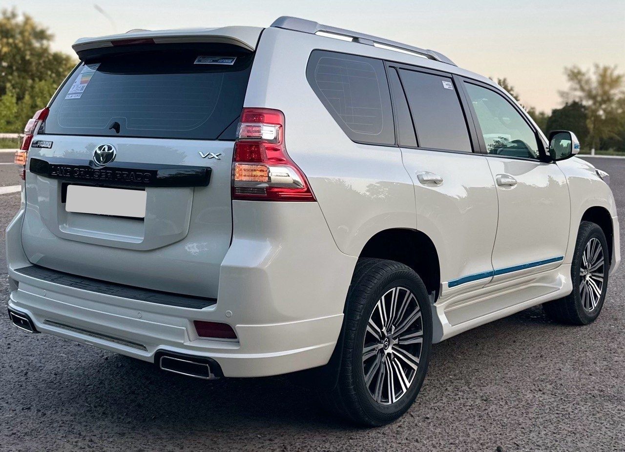 Tayota Land Cruiser Prado 150 VX Full Pozitsyada