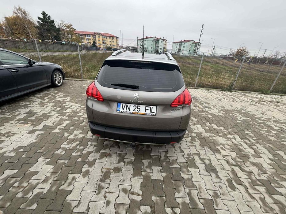 De vanzare  Peugeot 2008 e HDI