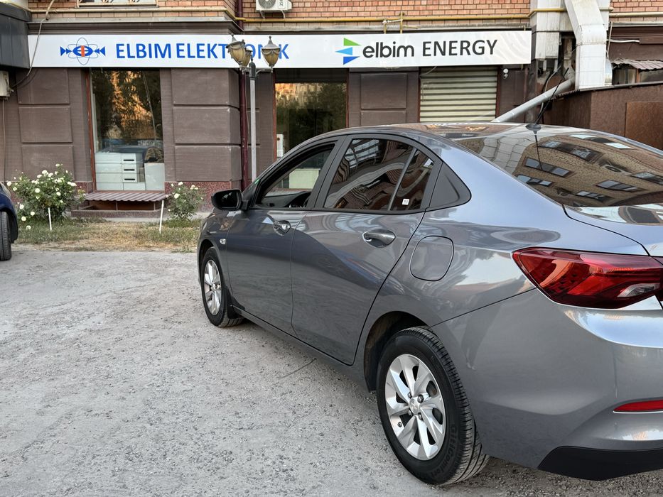 Chevrolet Onix LTZ turbo