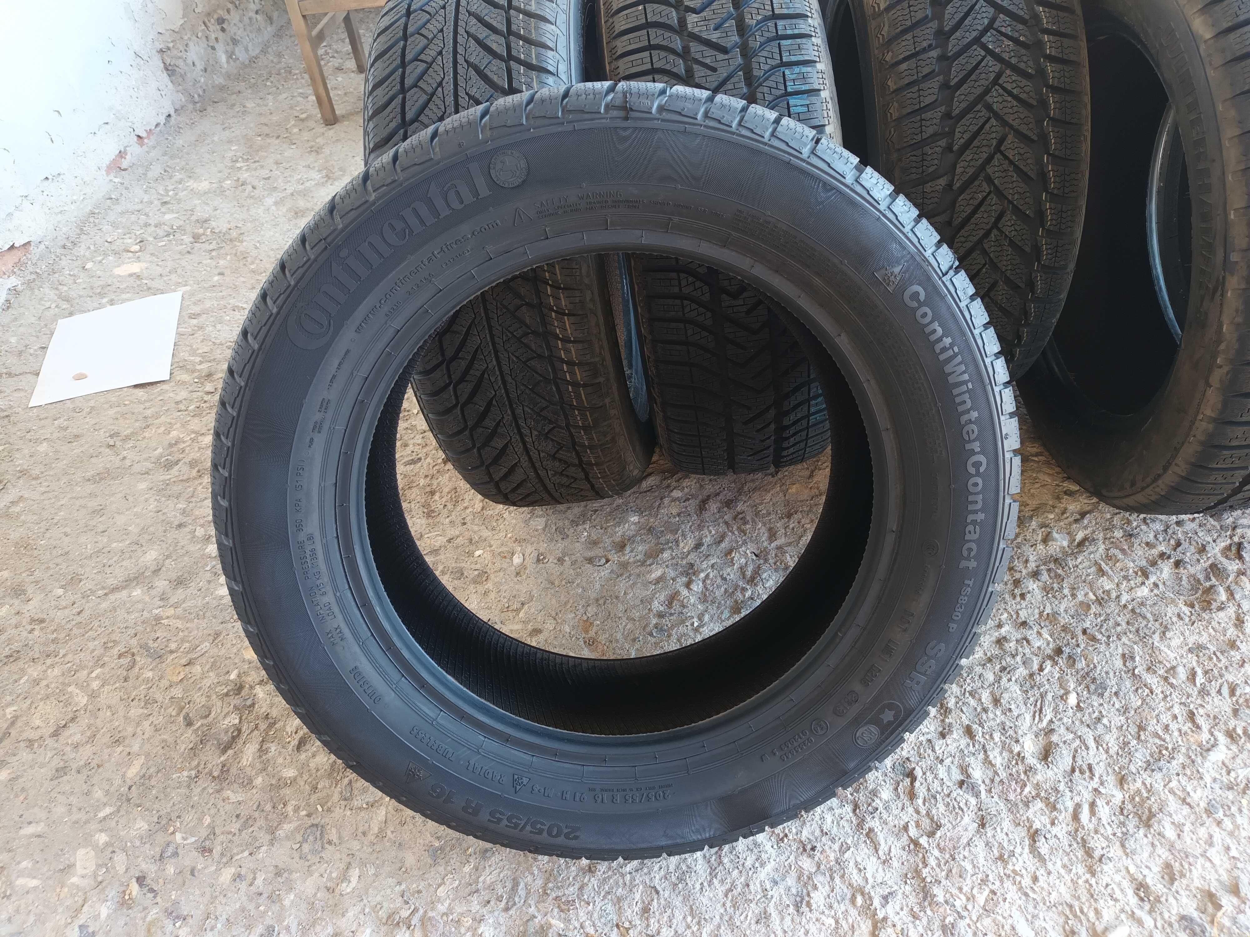 2 Нови зимни гуми 205/55R16 Continental WC TS830P* RUNFLAT 91H Germany