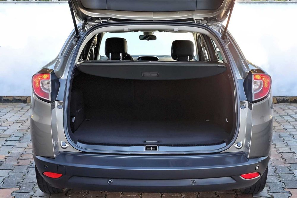 Щора за багажник Renault Megane III Kombi 2009–2016, черна, алуминий