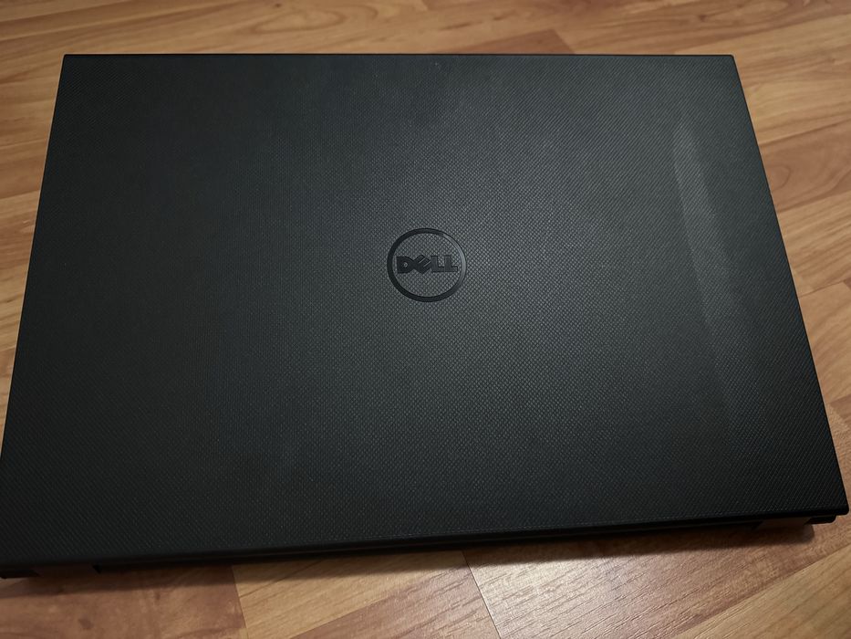 Laptop Dell, in stare foarte buna
