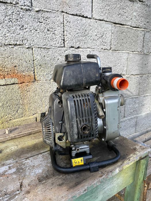 Моторна, бензинова помпа за вода