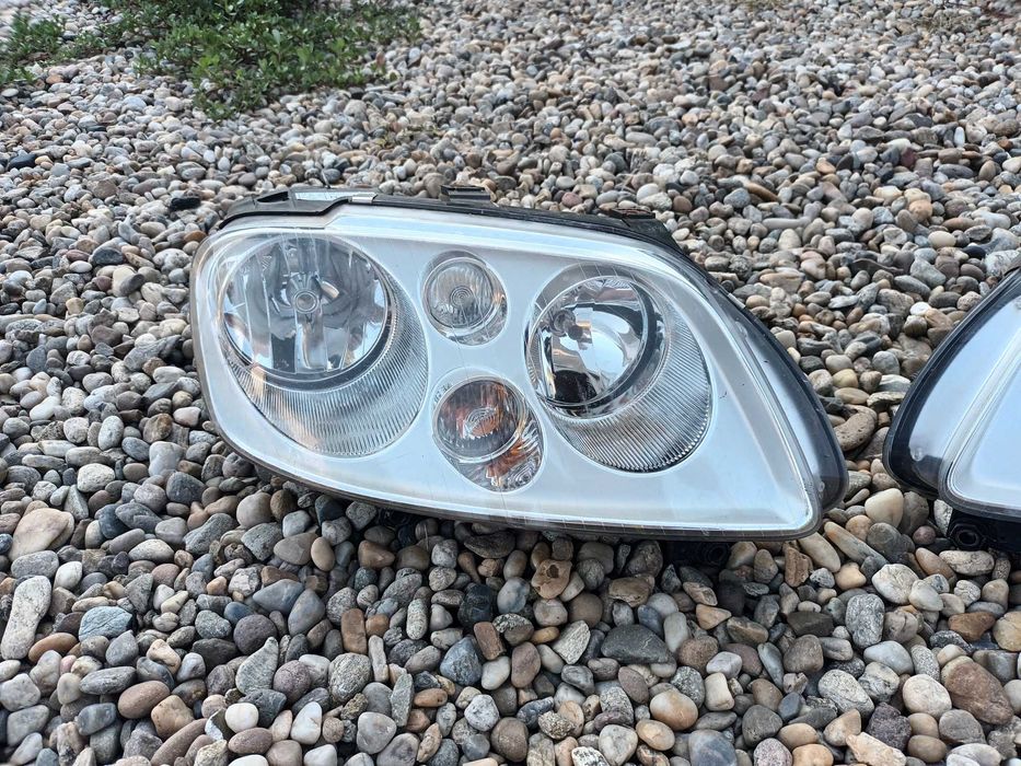 ляв  десен фар за фолксваген туран кади туаран VOLKSWAGEN TOURAN CADDY