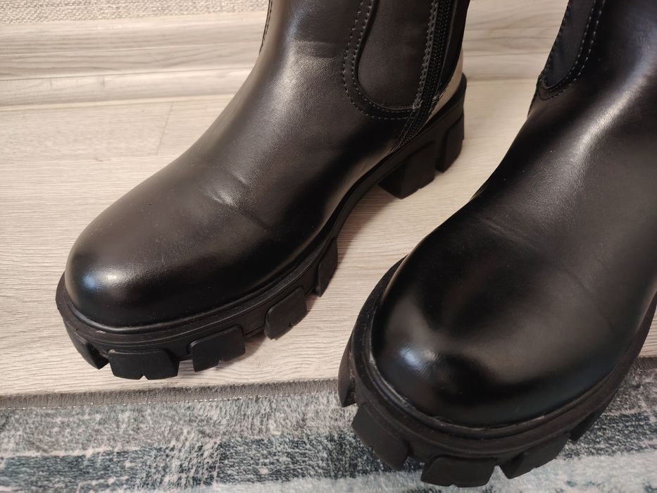 ботуши 39 обувани веднъж