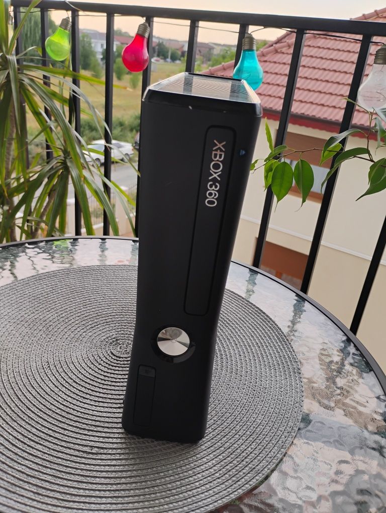 Xbox 360 slim functionala