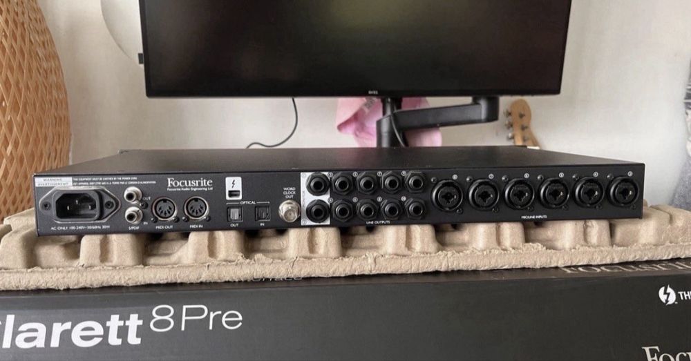 Аудио интерфейс focursite clarett 8pre thunderbolt