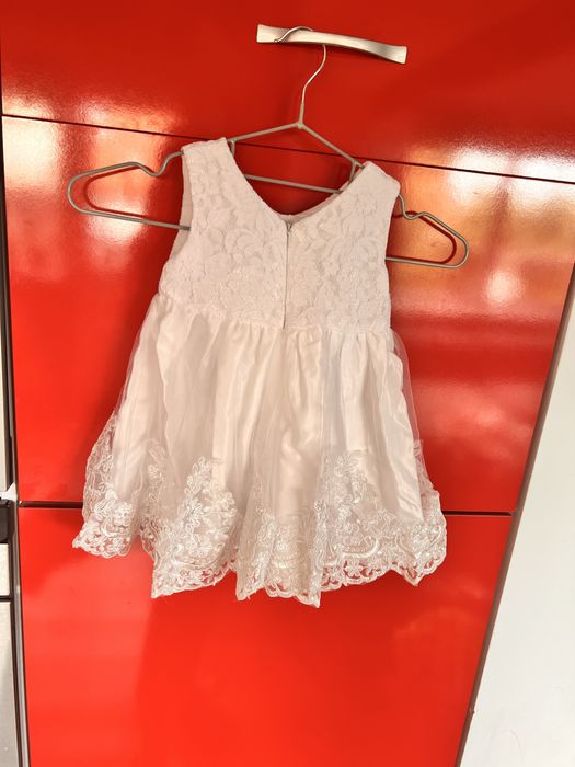 Бебешки роклички за момиче