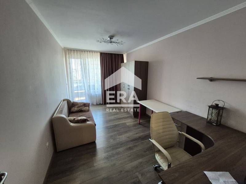 Дава се под наем Тристаен апартамент в София, Гео Милев - 85 кв.м за 800 € - Снимка #10