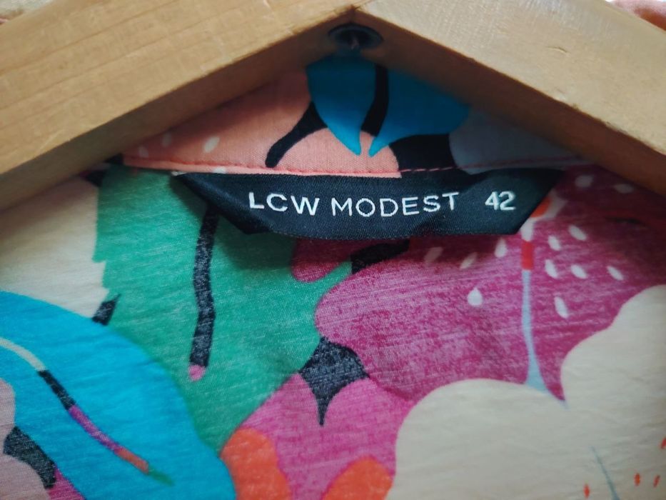 Туника от Waikiki.