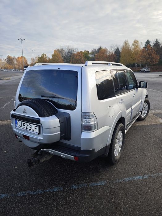 Mitsubishi Pajero Mk4 unic proprietar de nouă