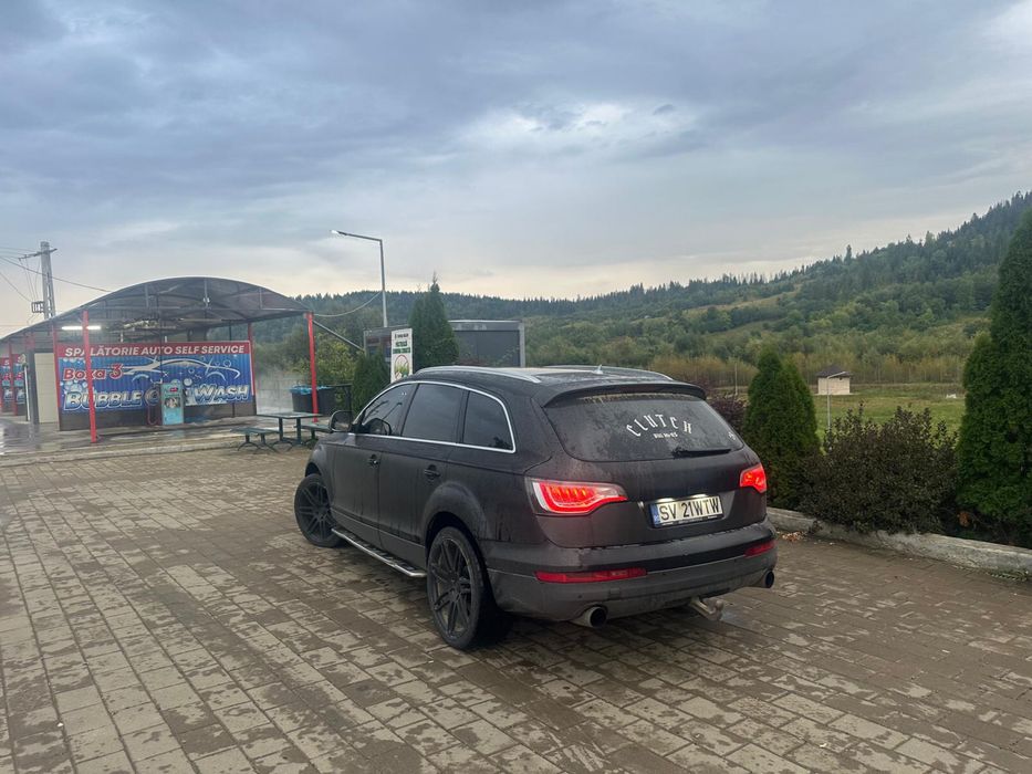 Vând Audi Q7 3.0 V6 Extra Full