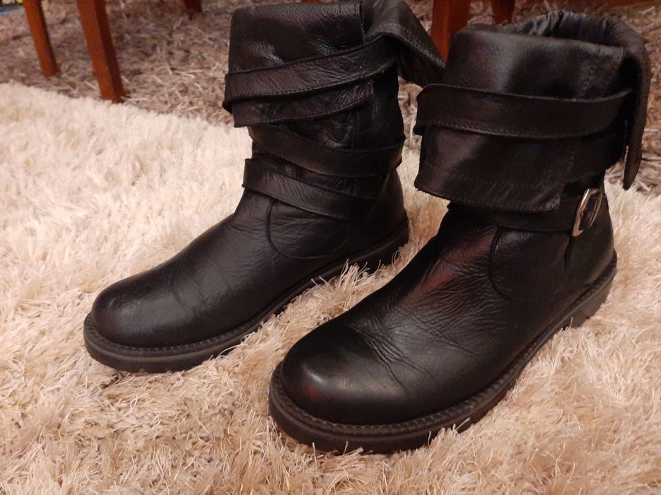 Cizme noi,  piele integral plus cadou