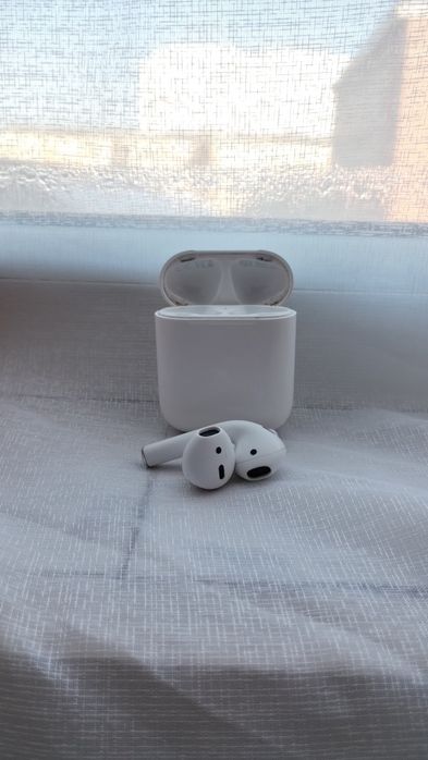 AirPods 2 cu husa originale