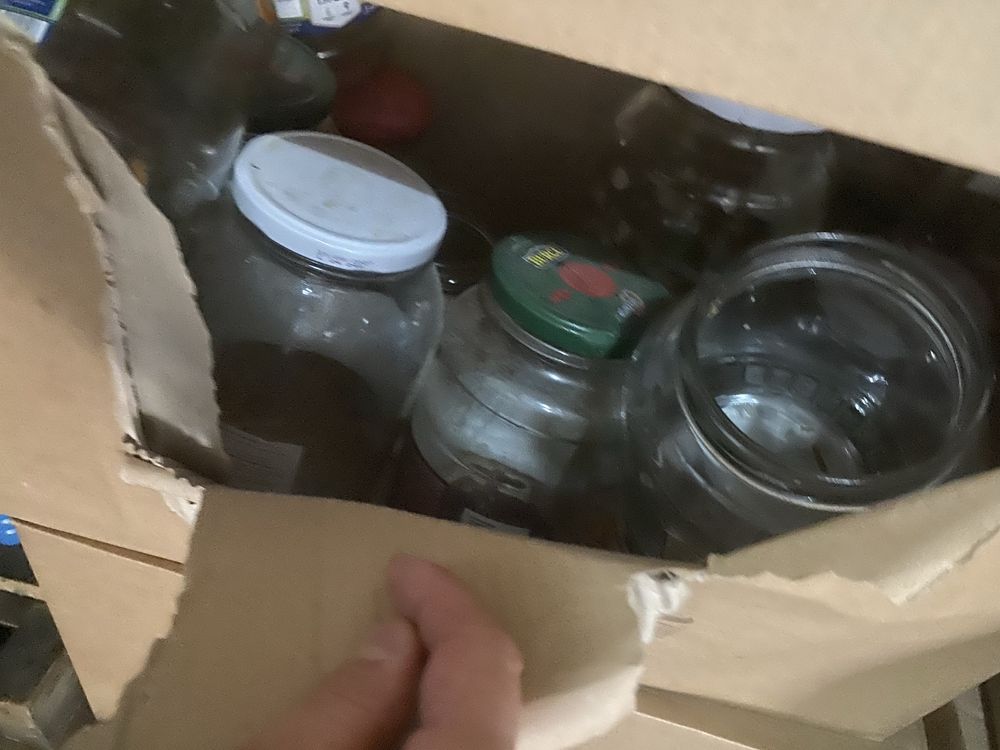 Буркани всякакви размери