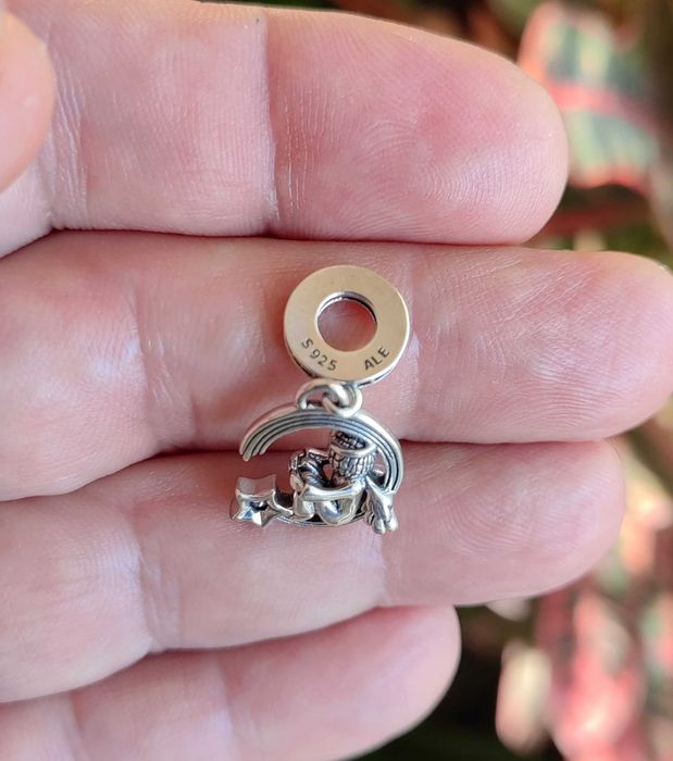 Сребърен медальон Pandora "Небесен ангел", Пандора талисман