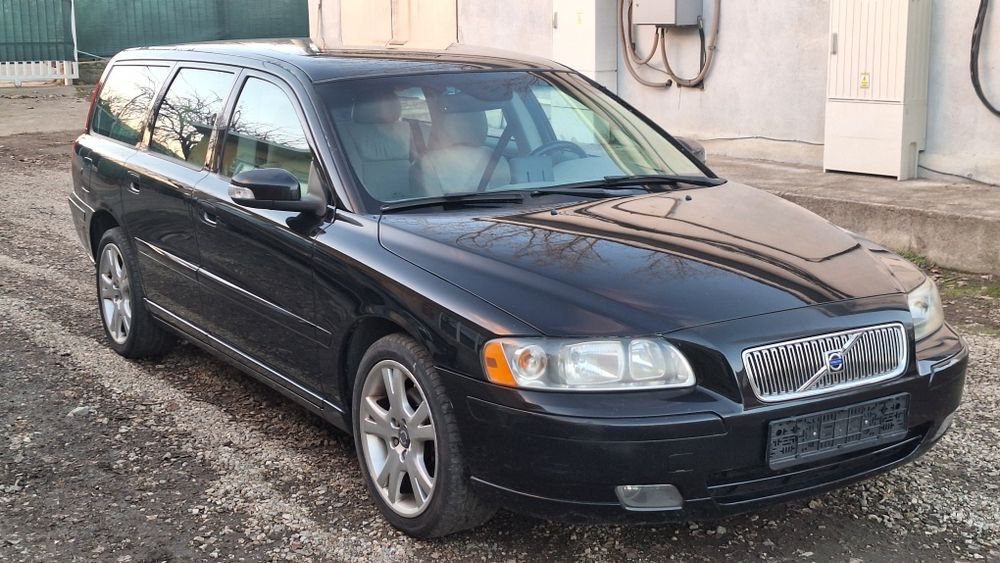 Volvo V70 2.4D 185кс на части