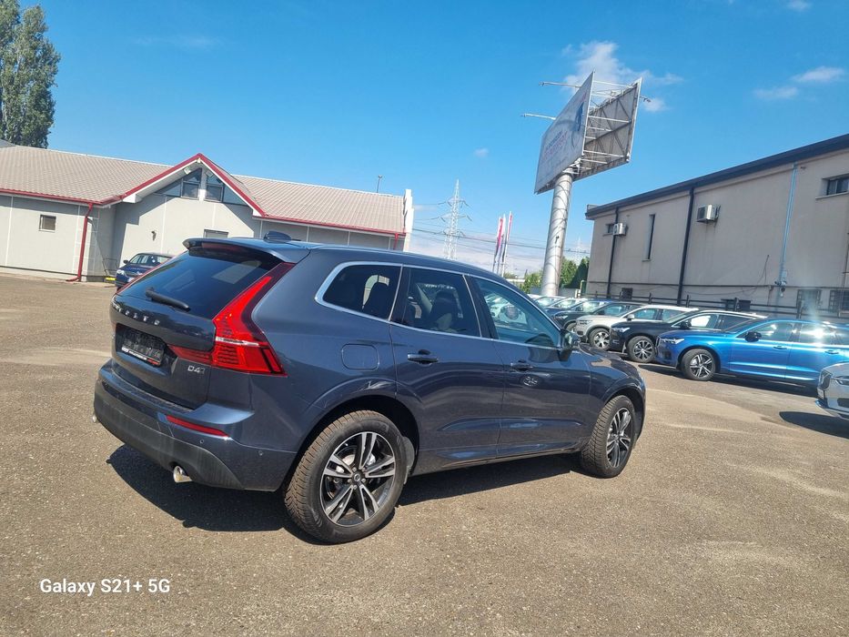 Vand Volvo XC60 D4 cu preluare leasing