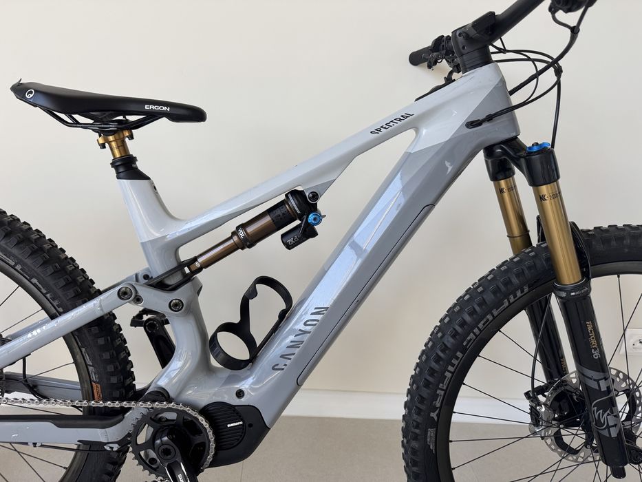 Vand bicicleta electrica Canyon Spectral Carbon