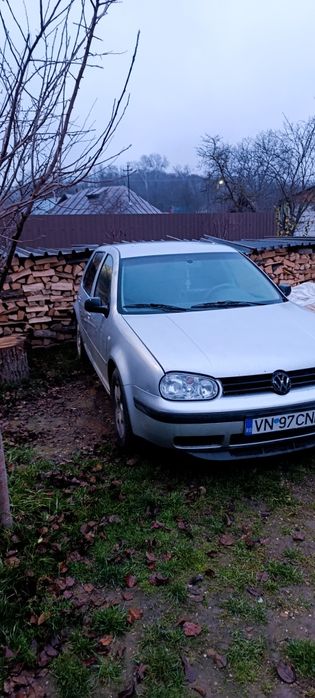 Vând vw golf IV 2004