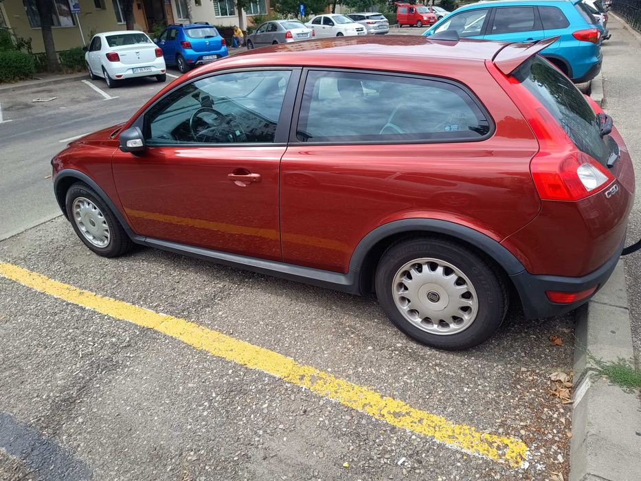 Vând Volvo C30 1.6 MPI benzina