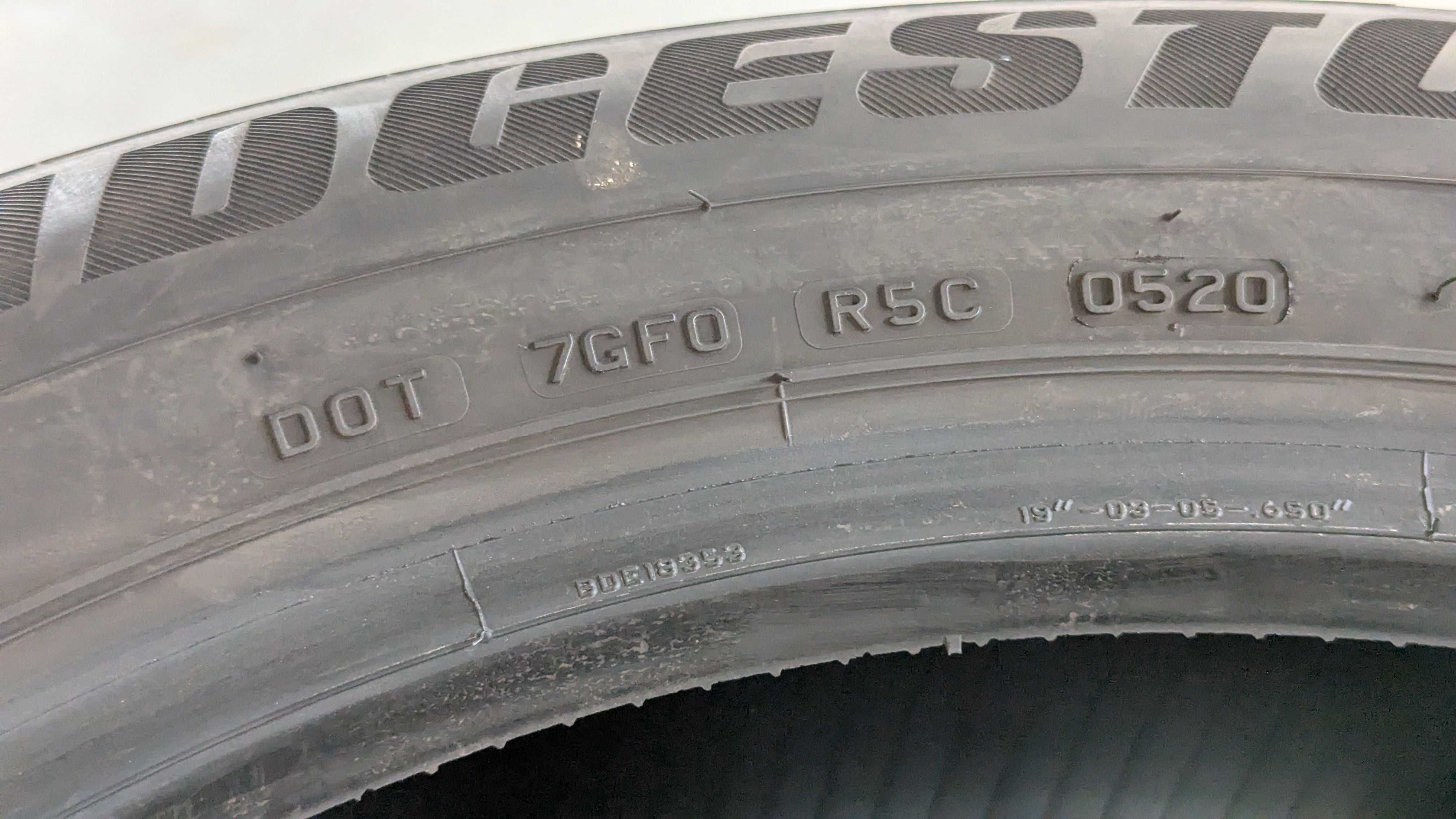 Anvelope vara 235 55 R19 Bridgestone