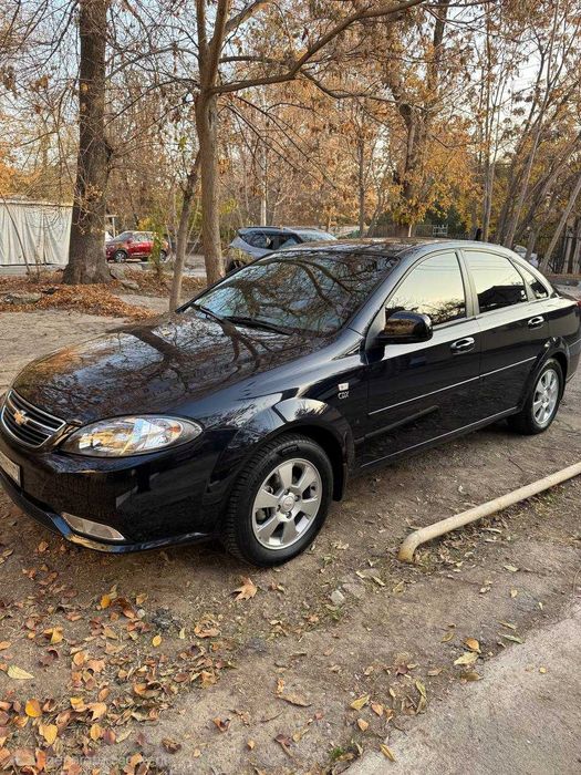 Gentra — полная комплектация 2023 г 17 800 км Хозяин — один.