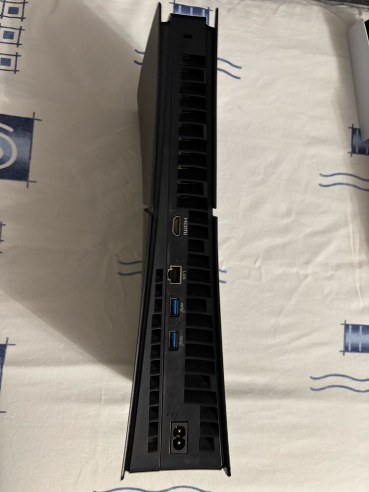 Playstation 5 slim в черном цвете