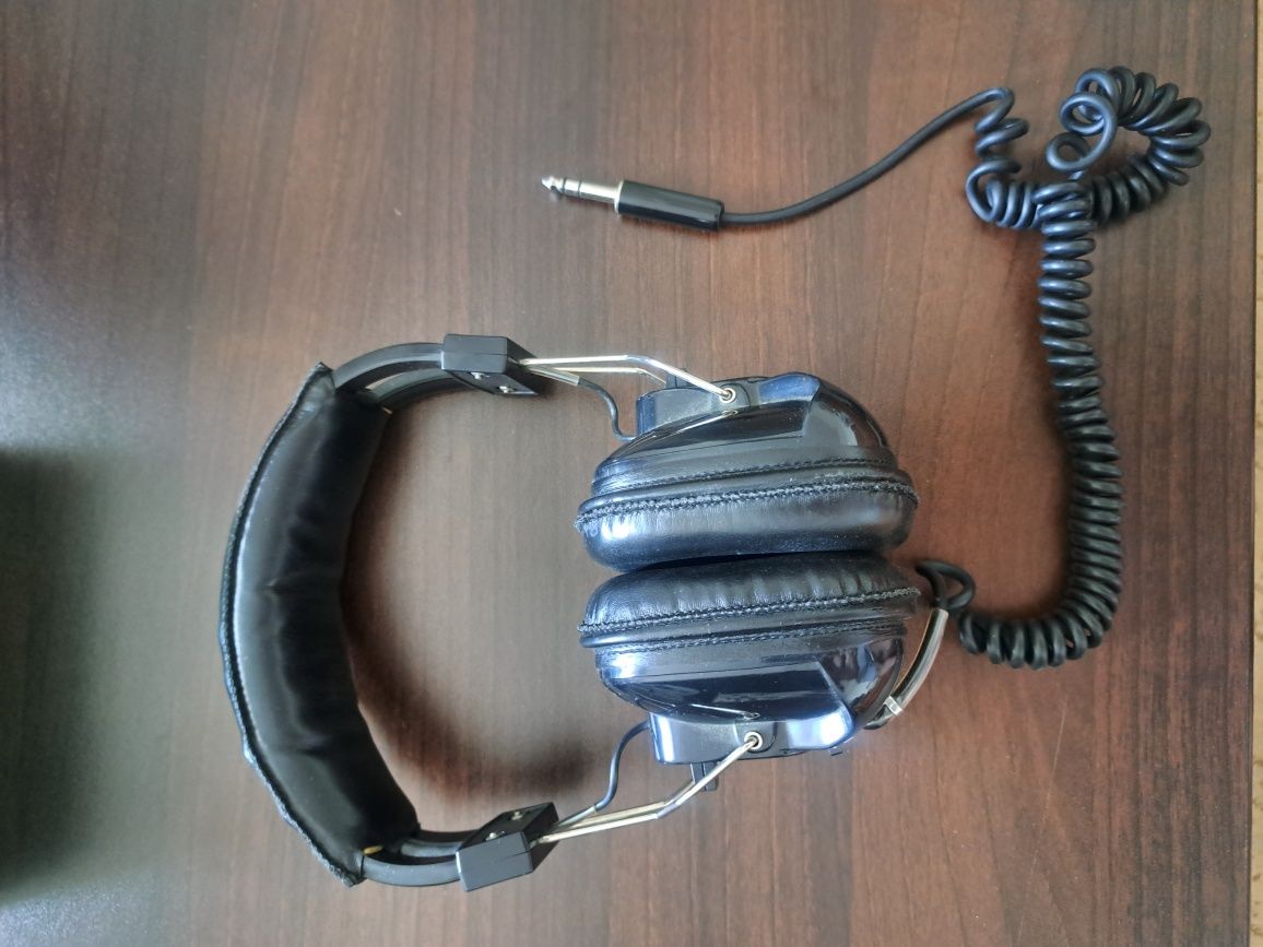 Micro-Diamond SK-800S Casti