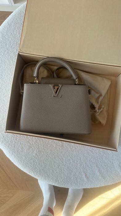 Geanta Louis Vuitton Capucines